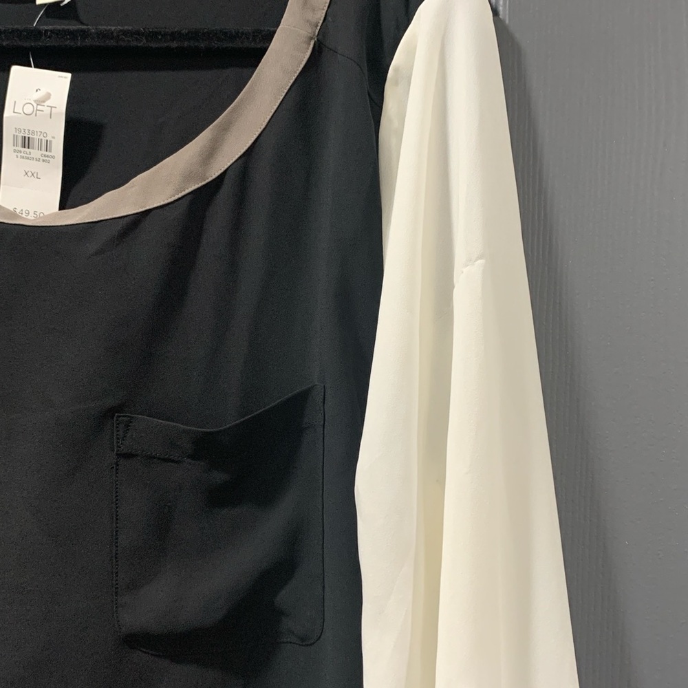 Black and Cream Blouse - Picture 2 of 6